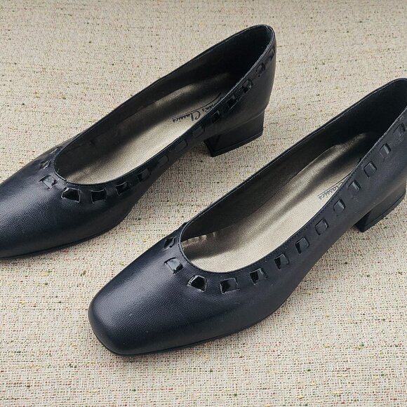 Shoes - Jensen's Classic Women Shoes Black Leather Upper Pump Shoes Size 7